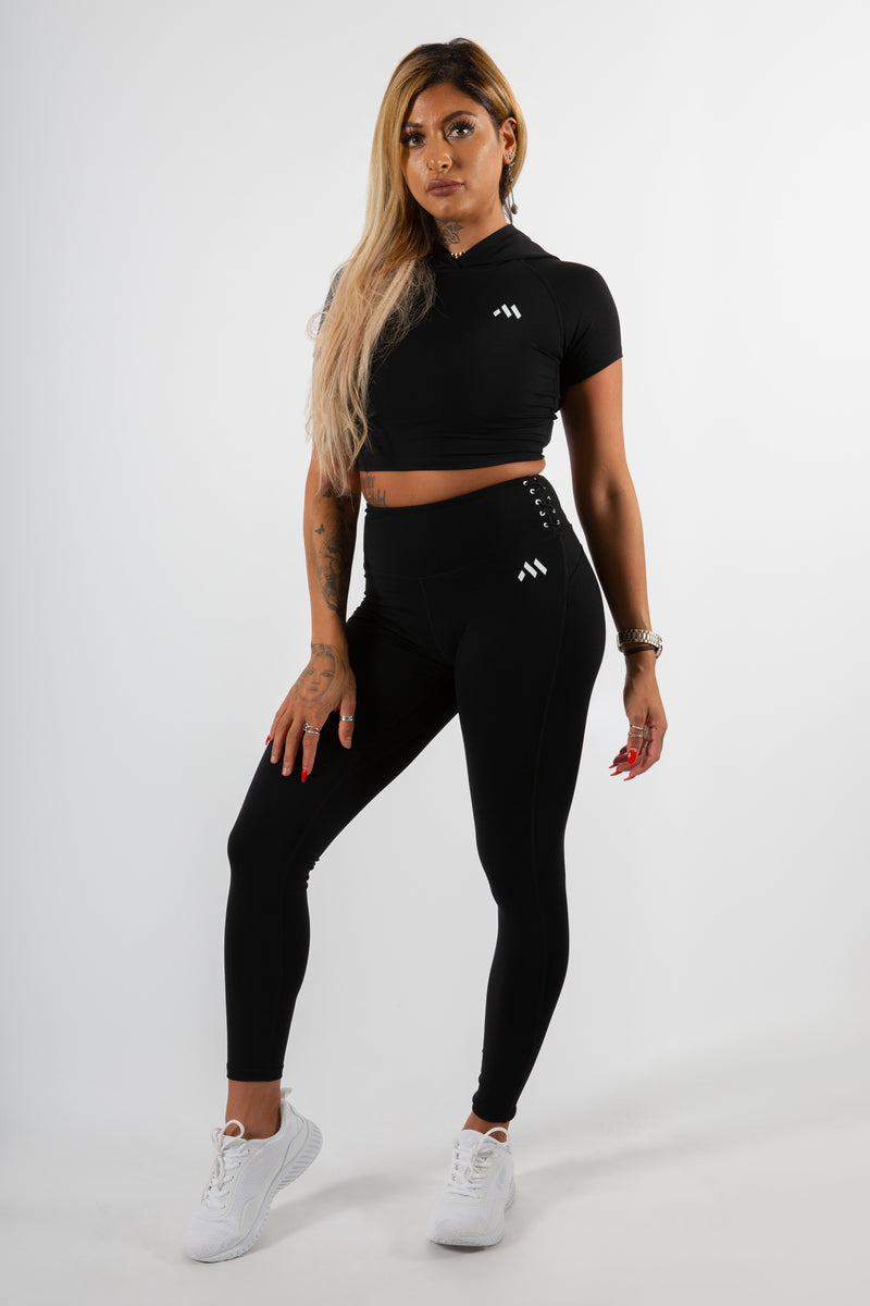 https://athleticaathleisure.com/cdn/shop/products/AthleticaProductShoot_January17th_44_800x.jpg?v=1619609757